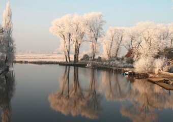 Meine Ausstellungen 13 Im Winter am Fluss